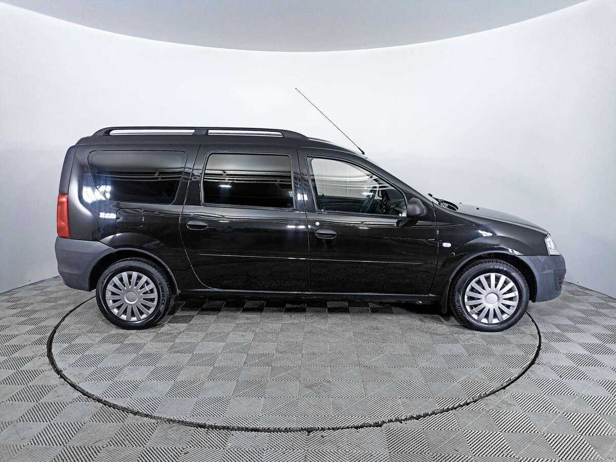 Б/У Лада (ВАЗ) Ларгус 2017 года. Фото: #3