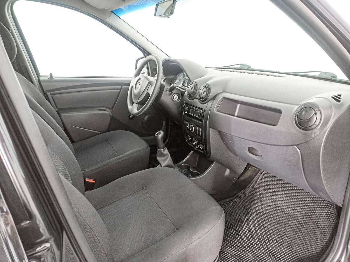 Б/У Лада (ВАЗ) Ларгус 2017 года. Фото: #8