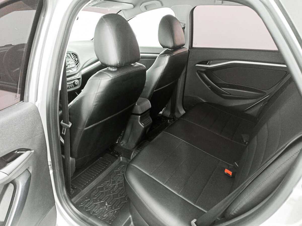 Б/У Лада (ВАЗ) Веста 2020 года. Фото: #9