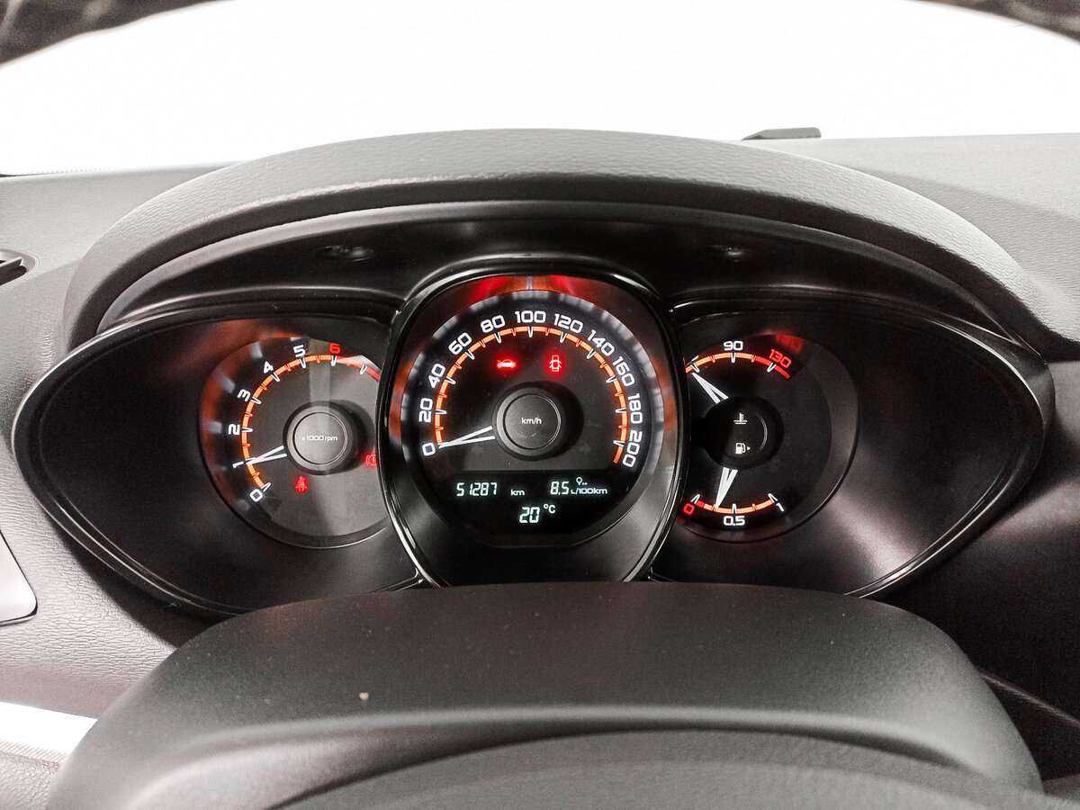 Б/У Лада (ВАЗ) Веста 2020 года. Фото: #10