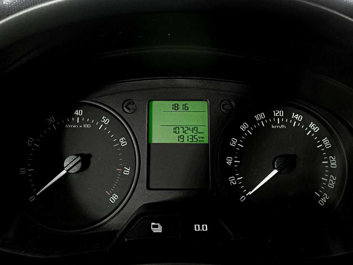 Б/У Шкода Фабия 2012 года. Фото: #9