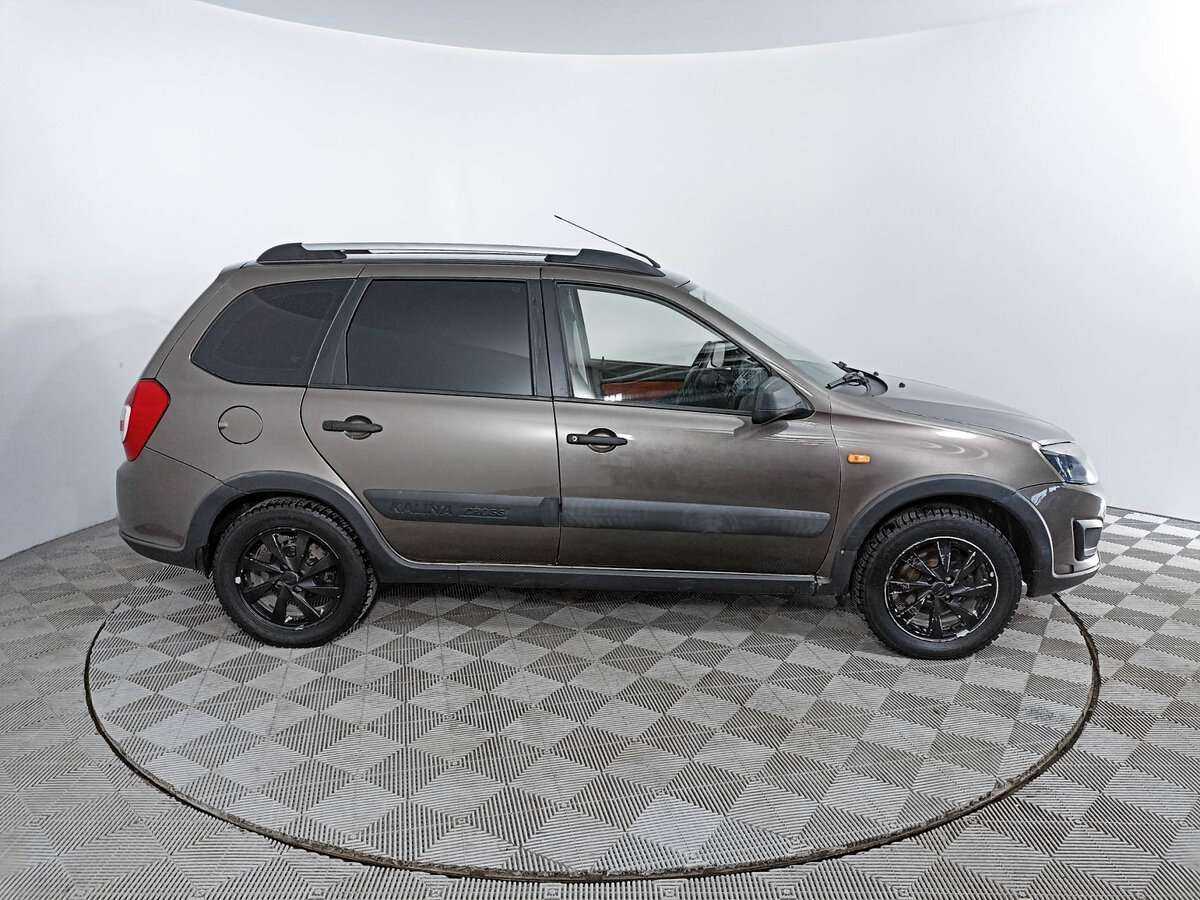 Б/У Лада (ВАЗ) Калина 2016 года. Фото: #3