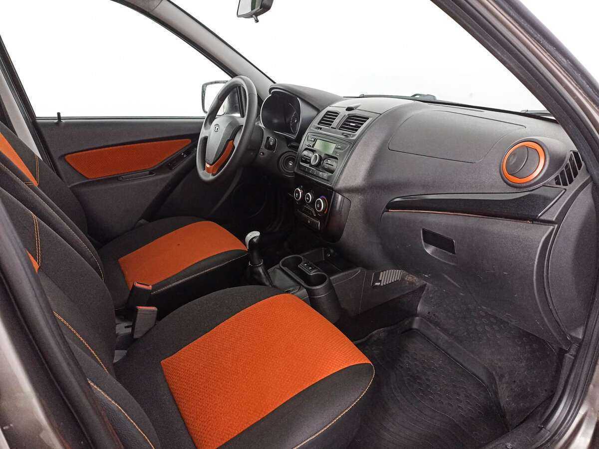 Б/У Лада (ВАЗ) Калина 2016 года. Фото: #10