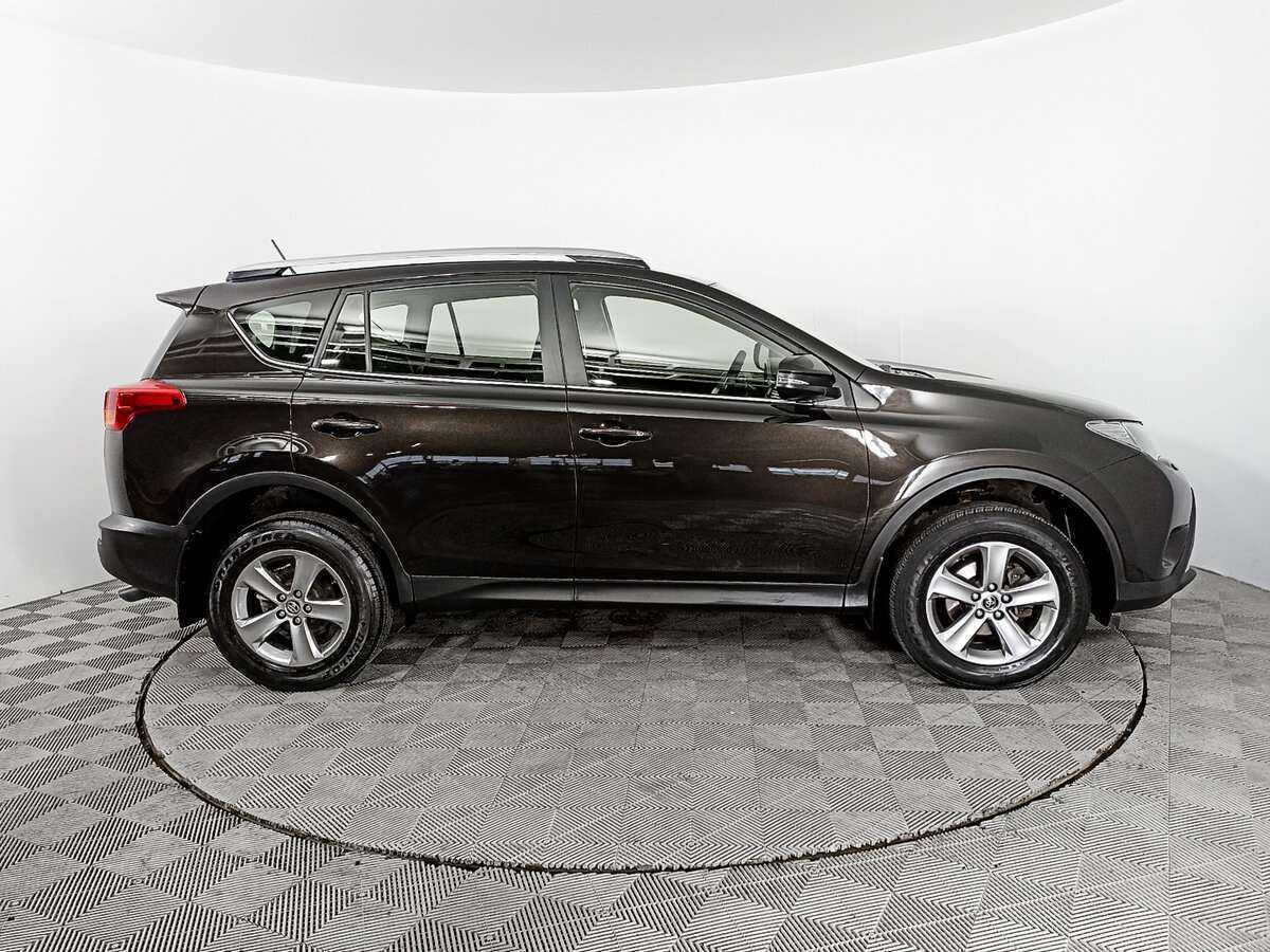 Toyota RAV4 2014 года с пробегом. Фото: #3