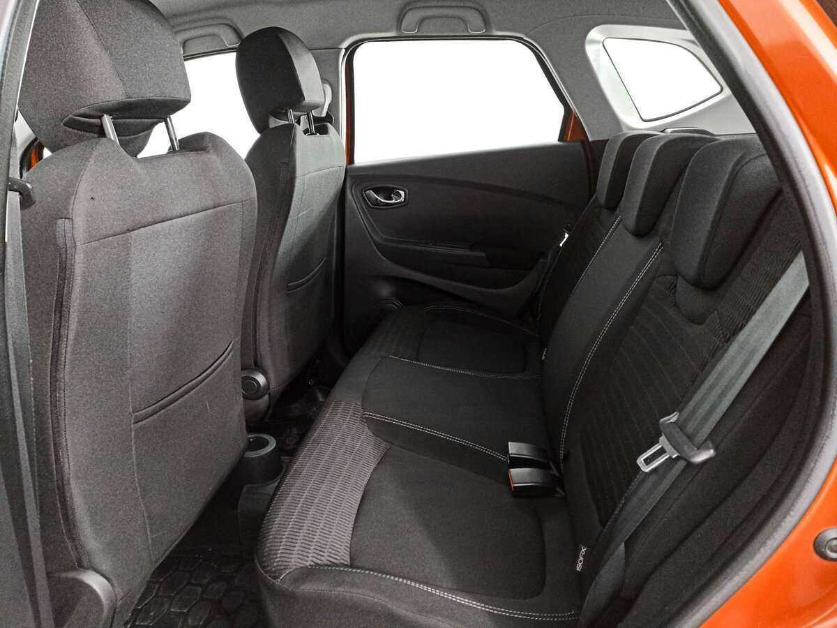 Б/У Рено Каптюр 2016 года. Фото: #9