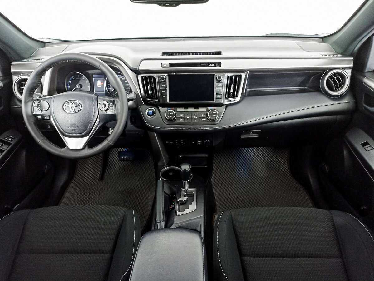 Toyota RAV4 2019 года с пробегом. Фото: #13
