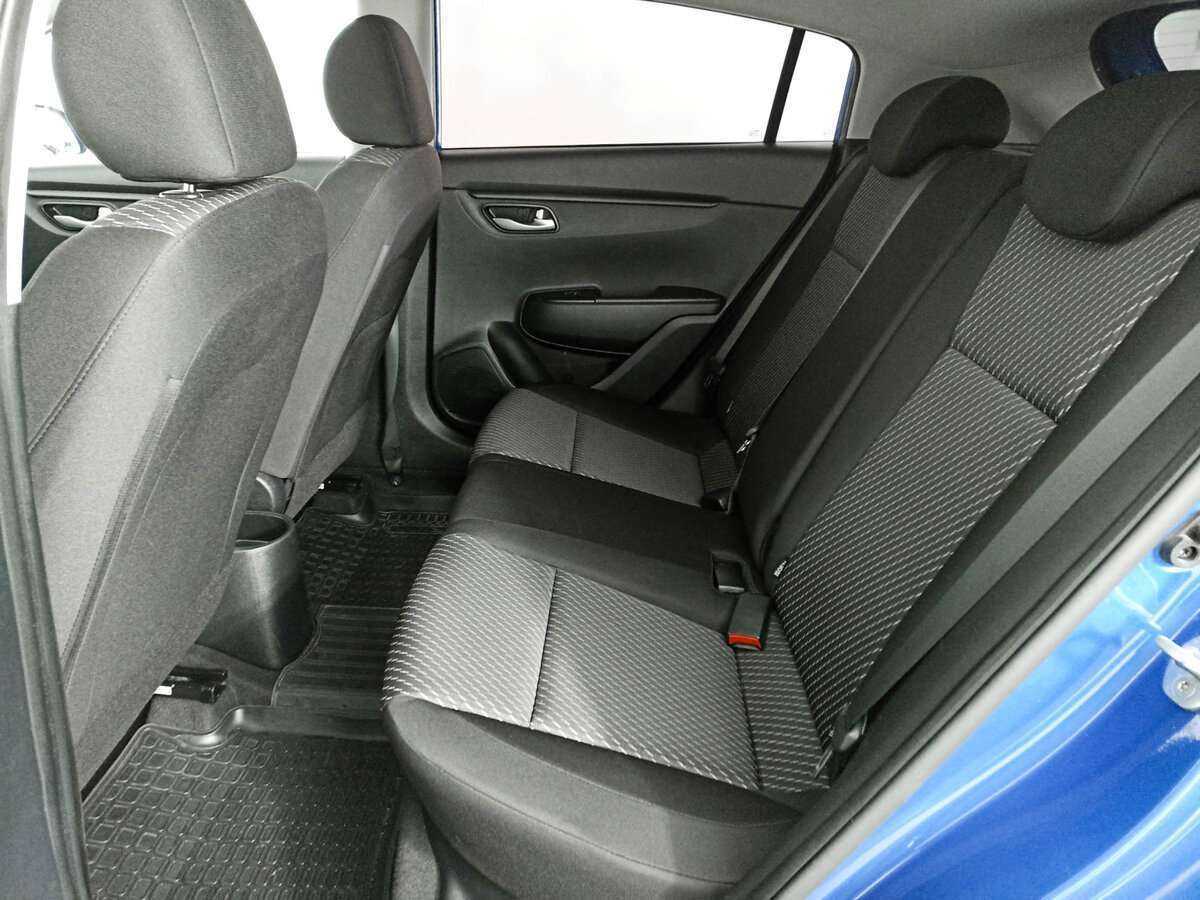 Б/У Киа Рио 2017 года. Фото: #9