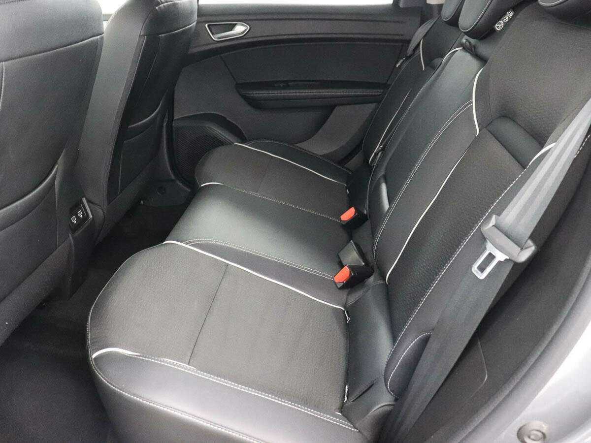 Renault Arkana 2021 года с пробегом. Фото: #8