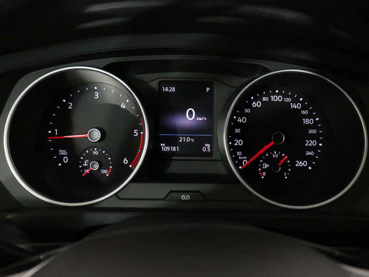 Volkswagen Tiguan 2018 года с пробегом. Фото: #9