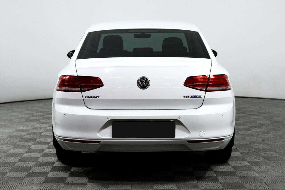 Б/У Фольксваген Пассат 2016 года. Фото: #5