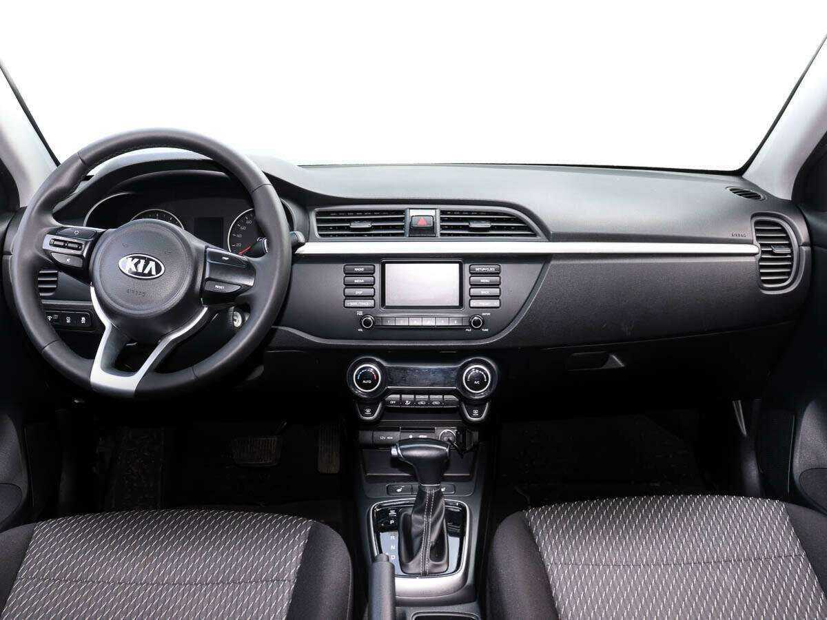 Б/У Киа Рио 2018 года. Фото: #10