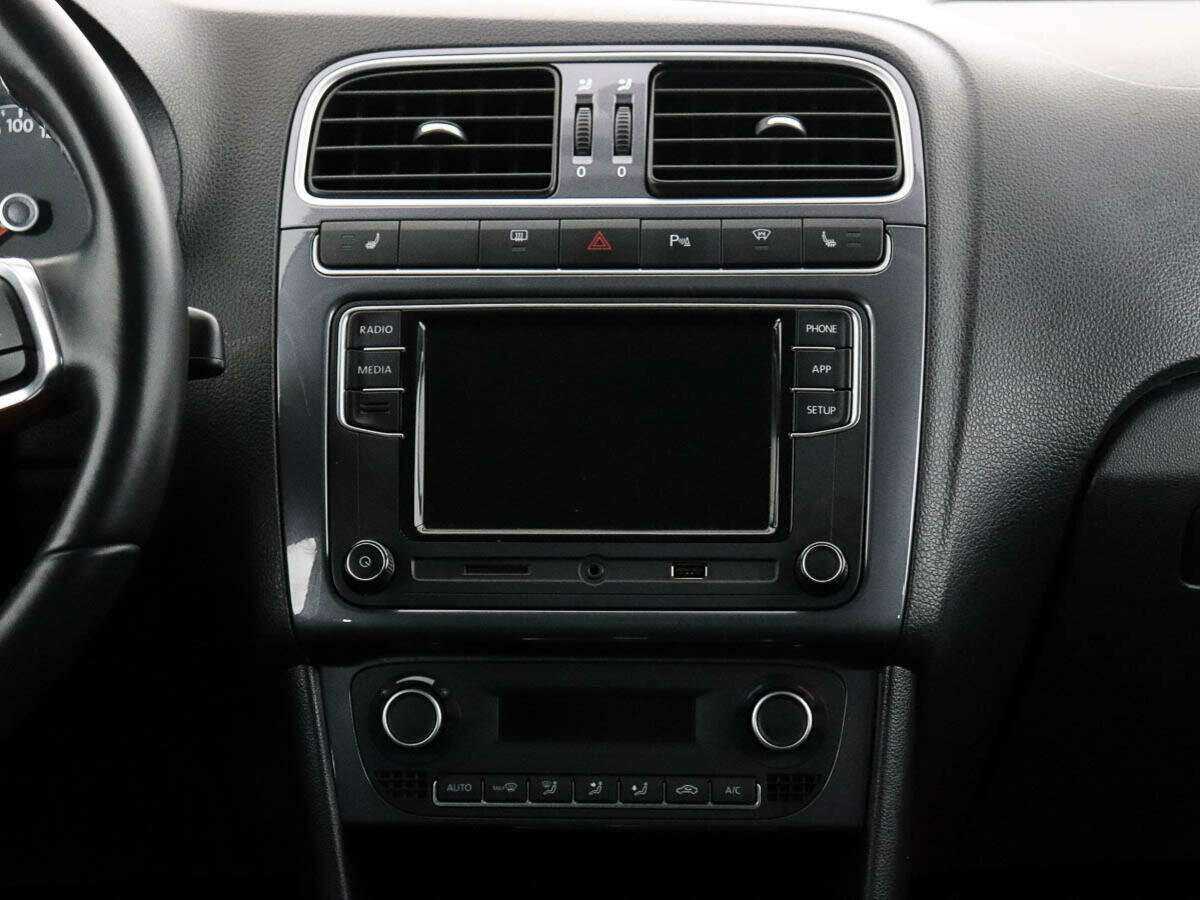 Б/У Фольксваген Поло 2019 года. Фото: #10