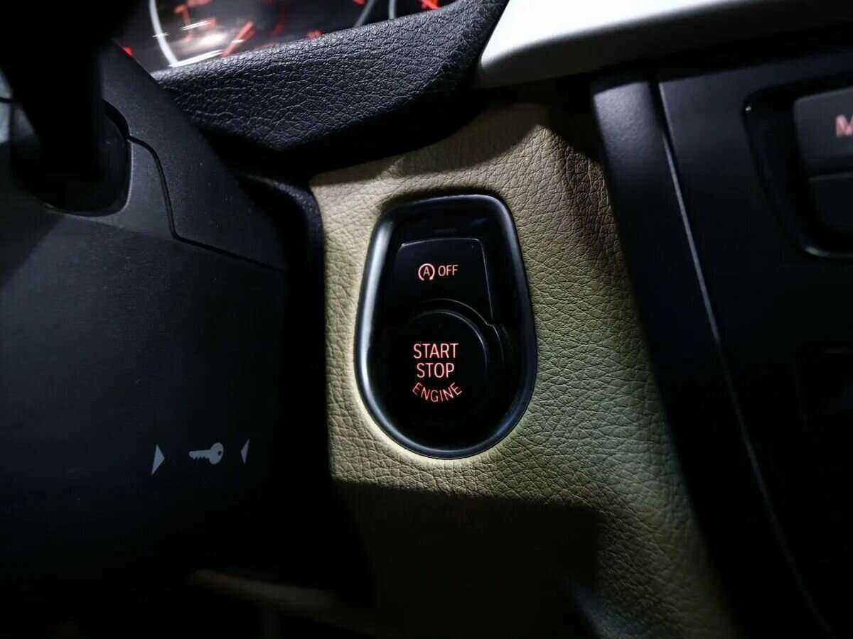 BMW 3 серии 2014 года с пробегом. Фото: #17