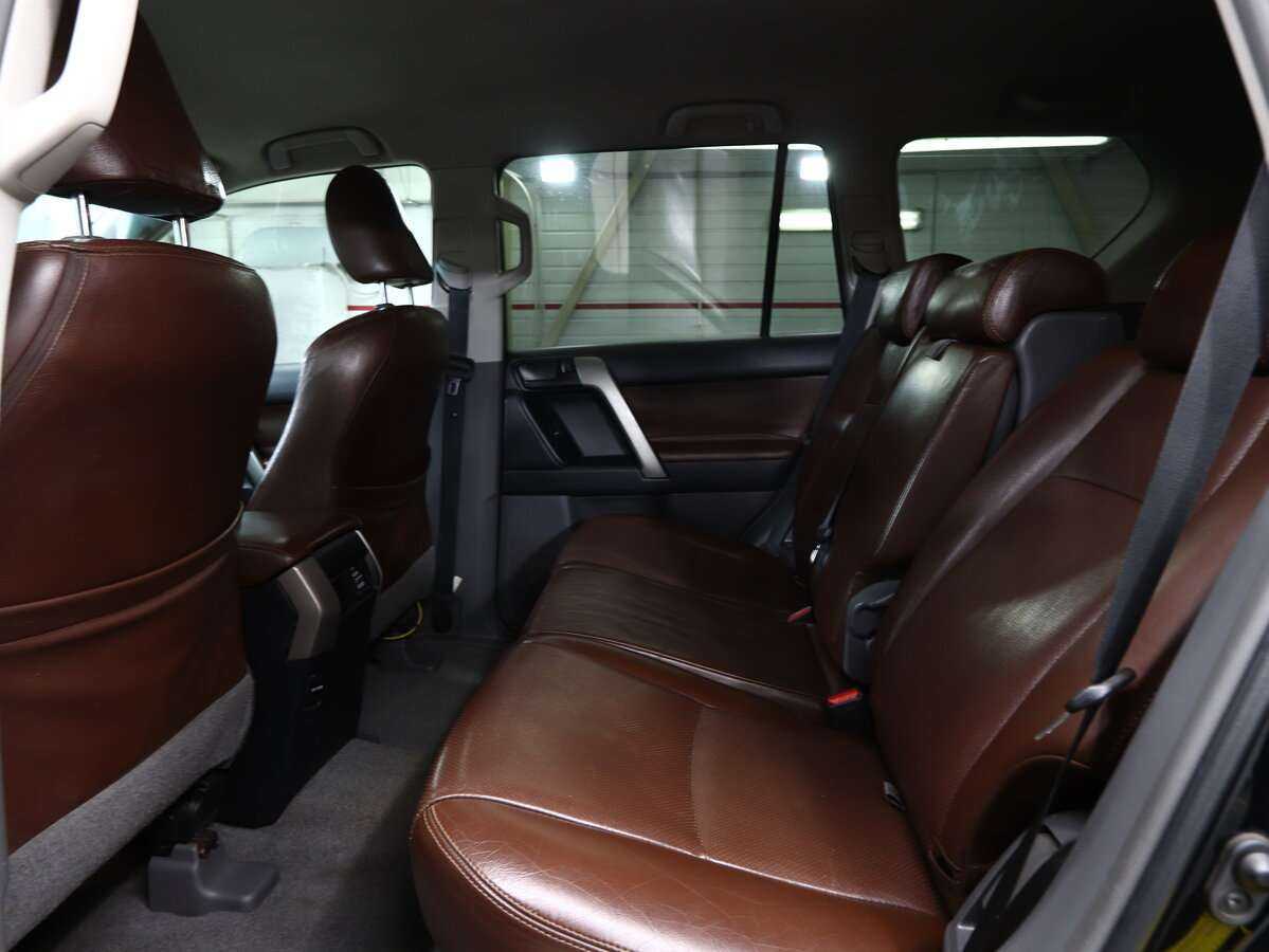 Toyota Land Cruiser Prado 2013 года с пробегом. Фото: #9