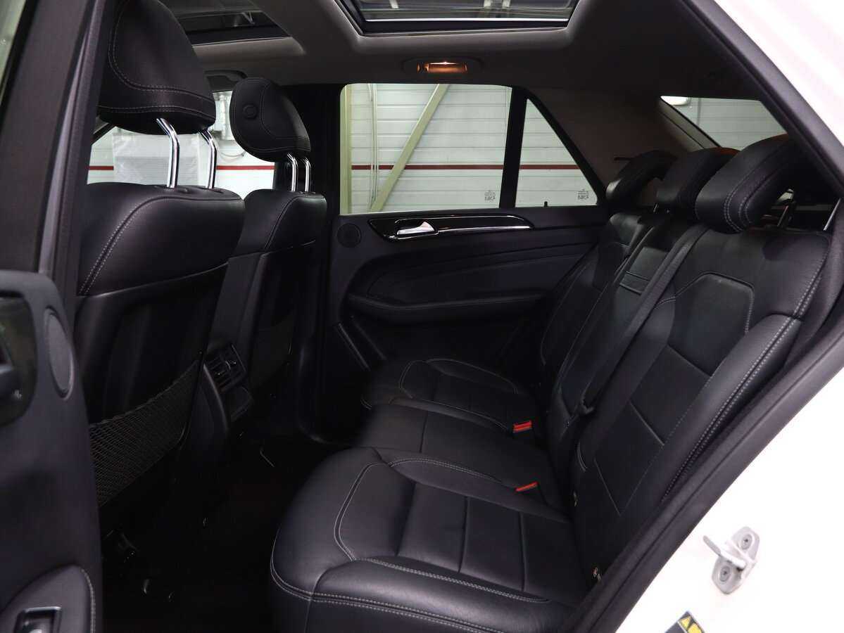 Mercedes-Benz M-Класс 2015 года с пробегом. Фото: #9