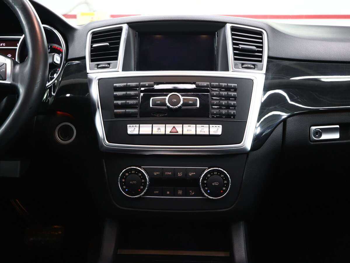 Mercedes-Benz M-Класс 2015 года с пробегом. Фото: #17