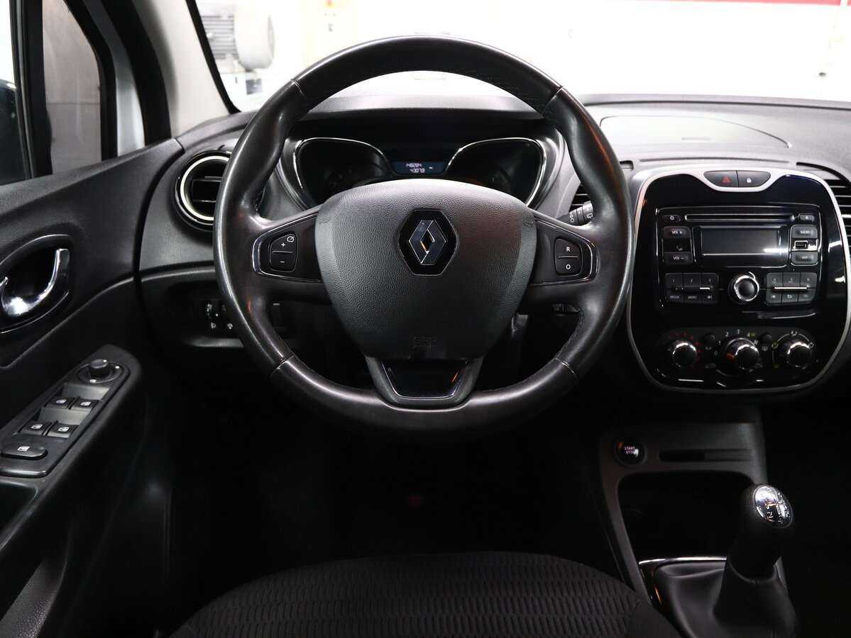 Б/У Рено Каптюр 2017 года. Фото: #12