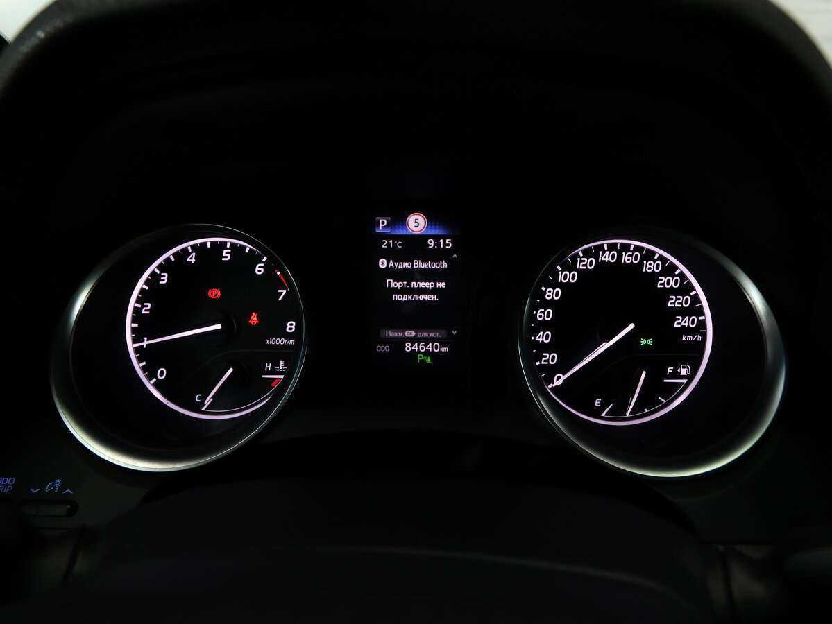 Toyota Camry 2020 года с пробегом. Фото: #16