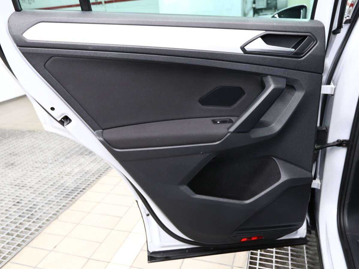 Volkswagen Tiguan 2019 года с пробегом. Фото: #8