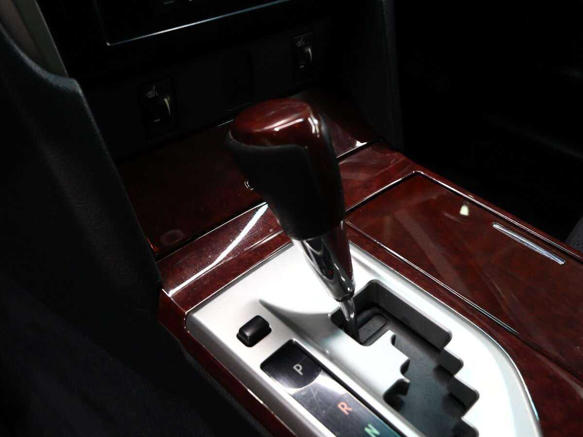 Б/У Тойота Камри 2013 года. Фото: #9