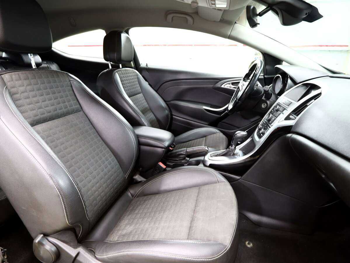 Б/У Опель Астра 2014 года. Фото: #6