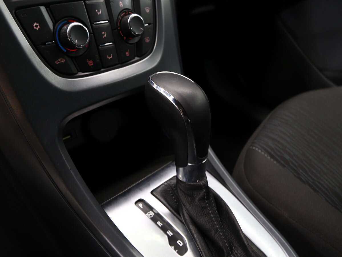 Opel Astra 2012 года с пробегом. Фото: #7