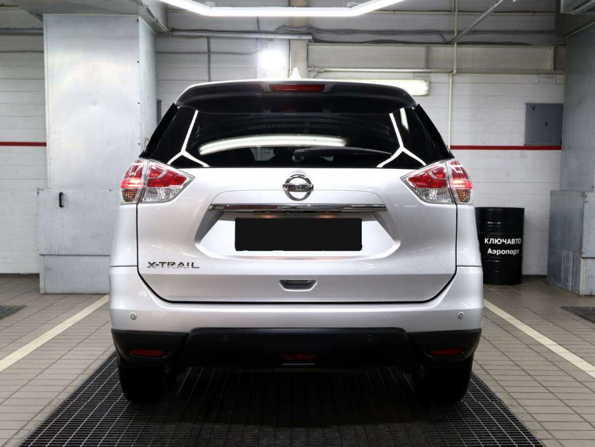 Б/У Ниссан Икс-Трейл 2017 года. Фото: #3