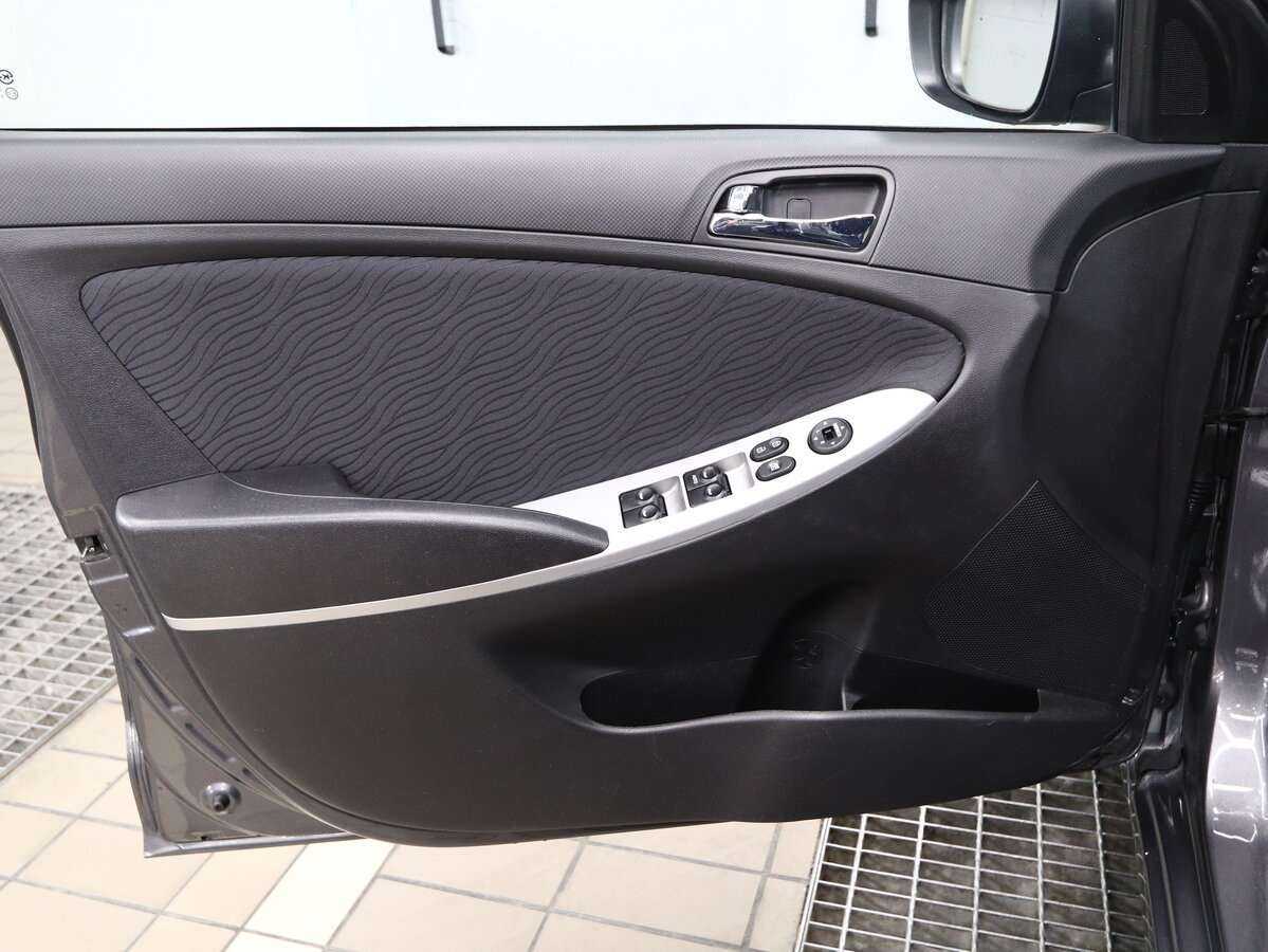 Б/У Хендай Солярис 2014 года. Фото: #5