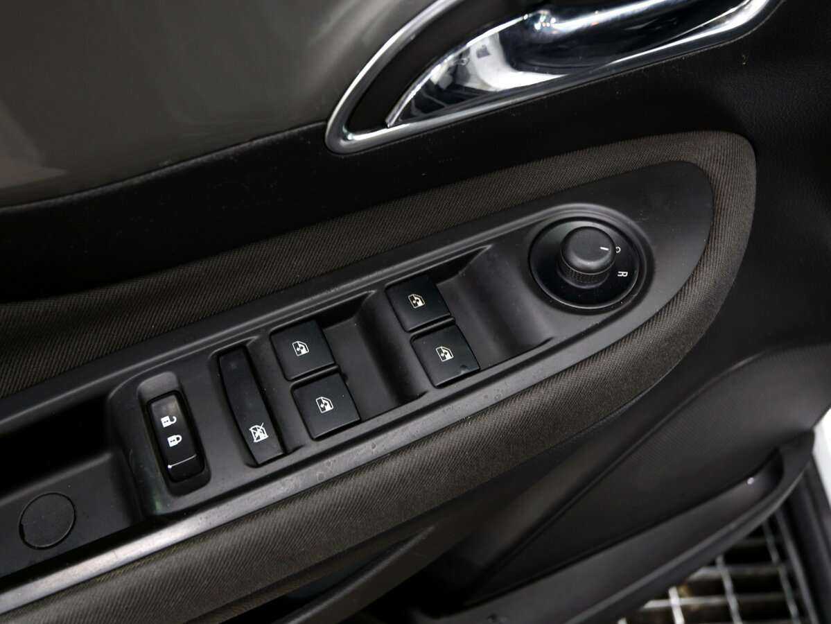 Б/У Опель Мокка 2013 года. Фото: #15