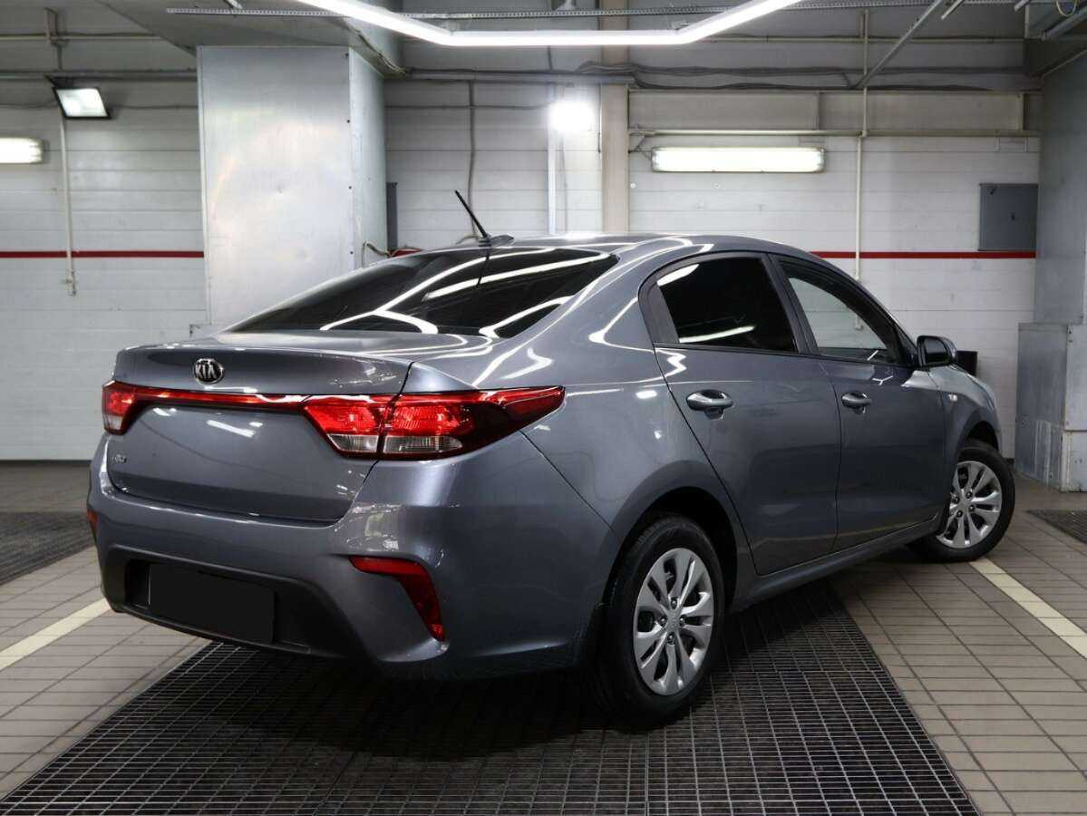 Б/У Киа Рио 2018 года. Фото: #2