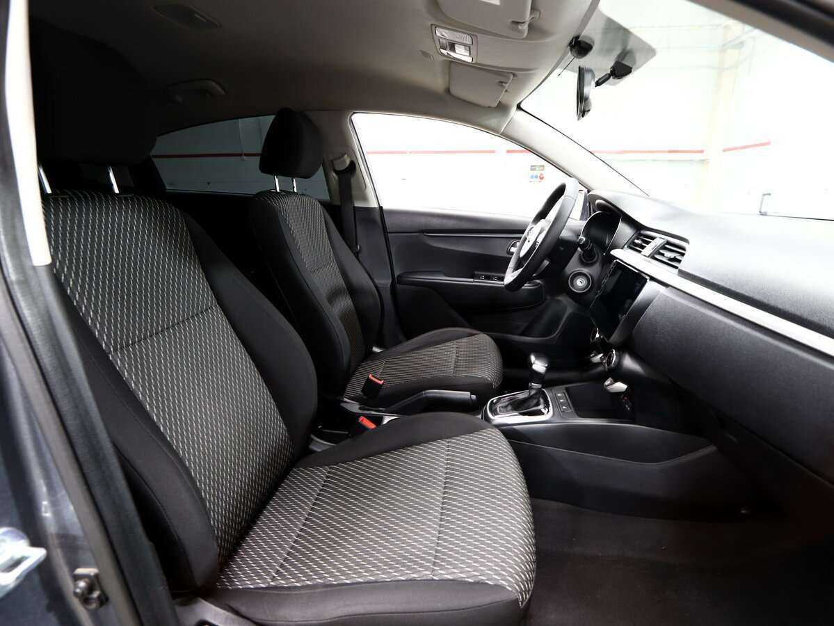 Б/У Киа Рио 2018 года. Фото: #7