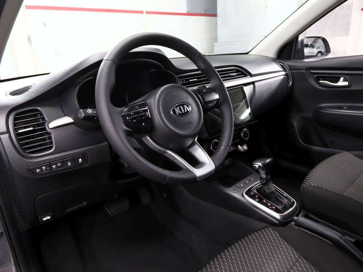 Б/У Киа Рио 2018 года. Фото: #8