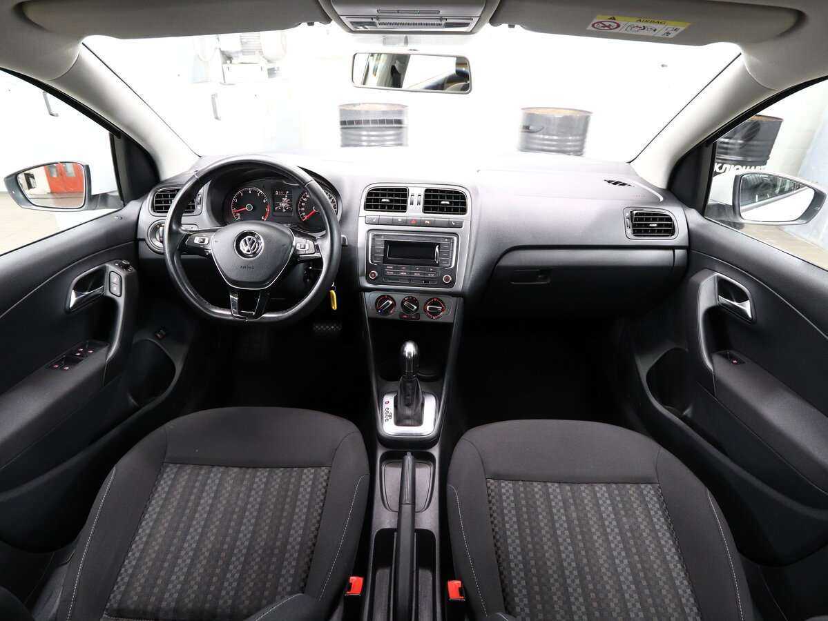 Б/У Фольксваген Поло 2019 года. Фото: #7