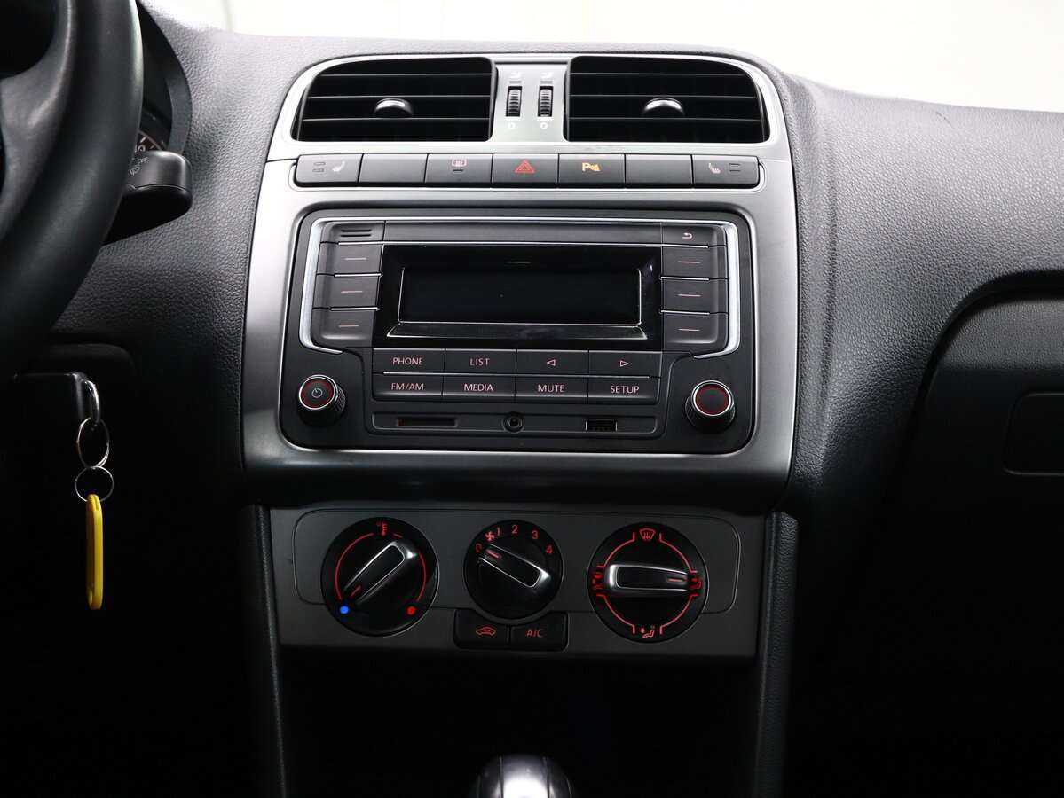 Б/У Фольксваген Поло 2019 года. Фото: #11