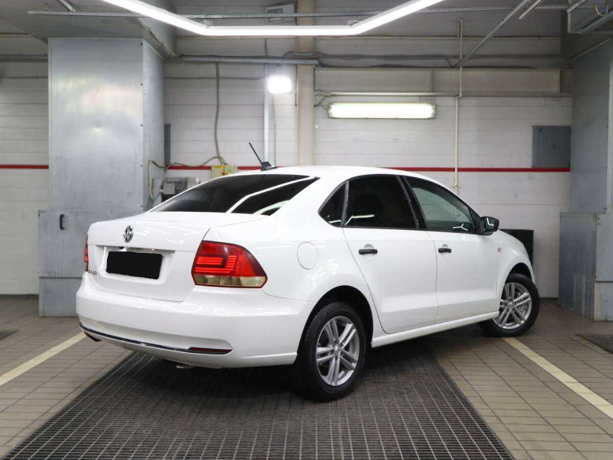 Б/У Фольксваген Поло 2017 года. Фото: #3