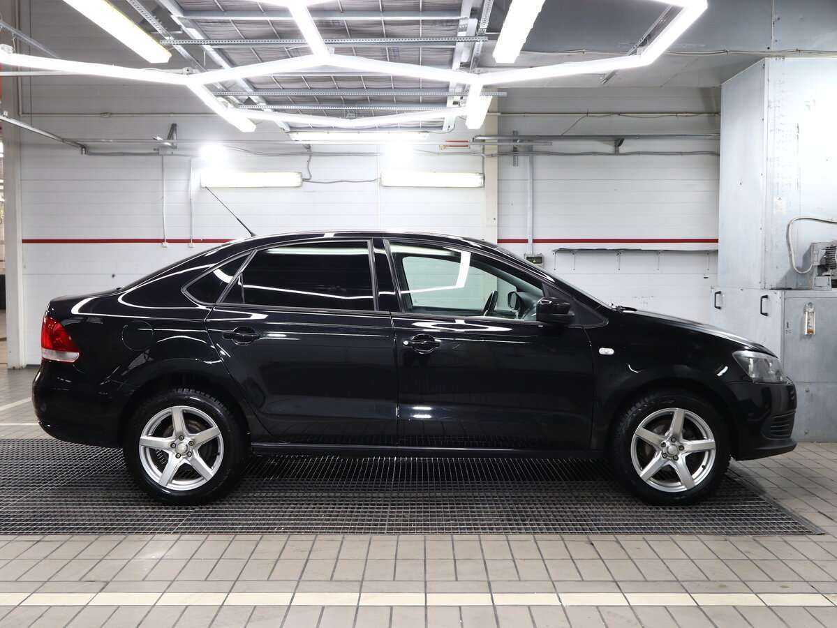 Б/У Фольксваген Поло 2013 года. Фото: #2