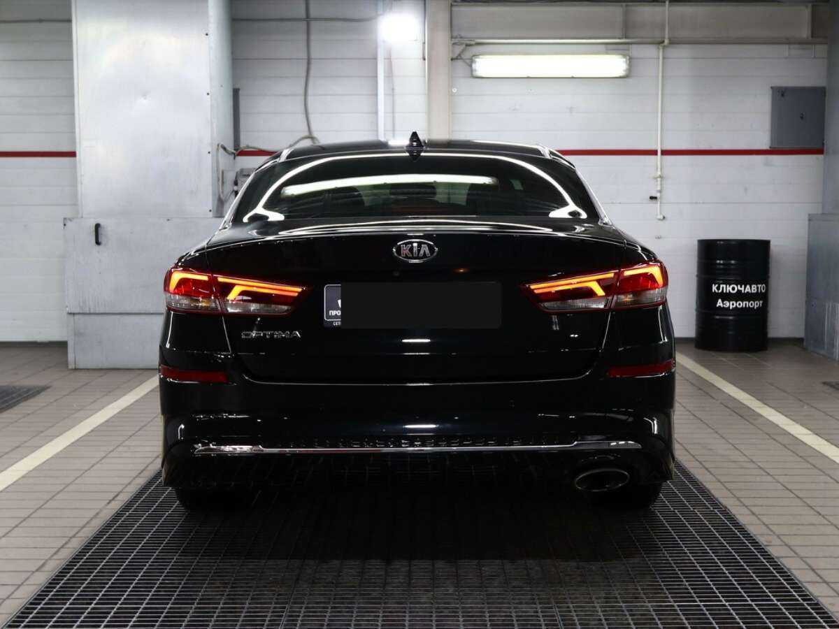 Б/У Киа Оптима 2018 года. Фото: #3