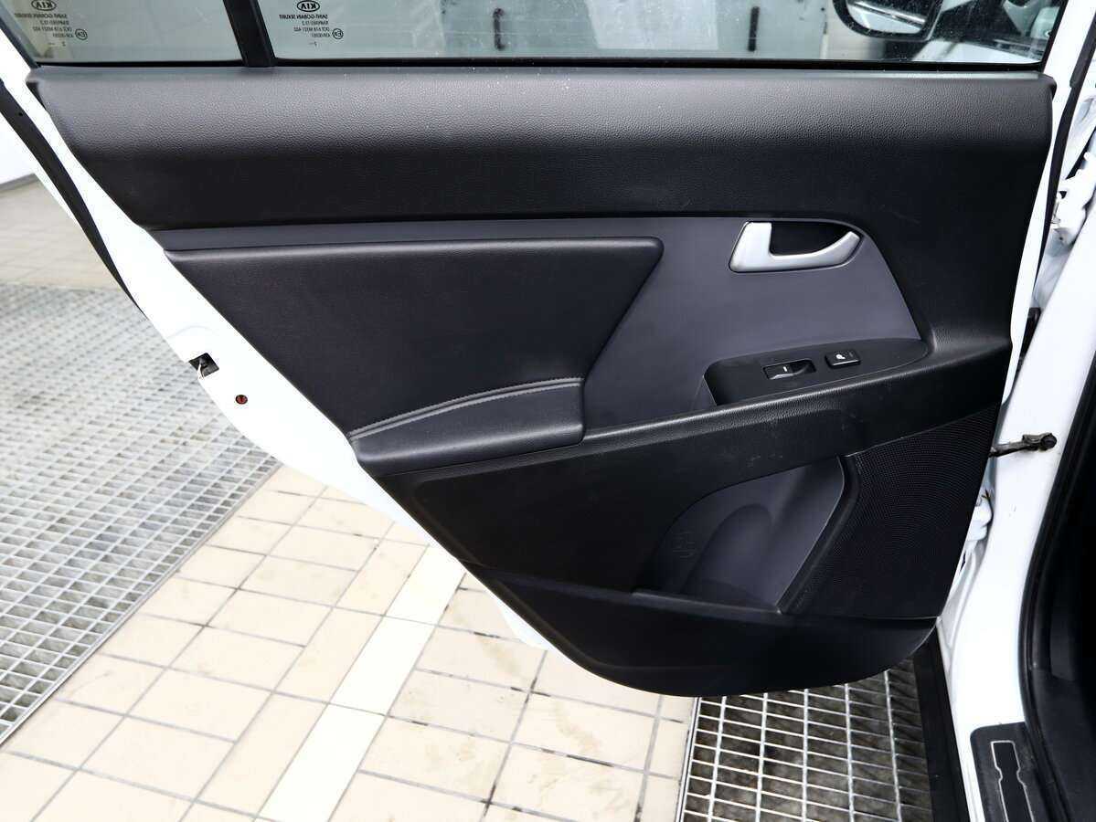 Б/У Киа Спортейдж 2013 года. Фото: #14