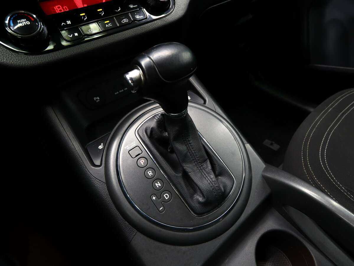 Б/У Киа Спортейдж 2013 года. Фото: #16