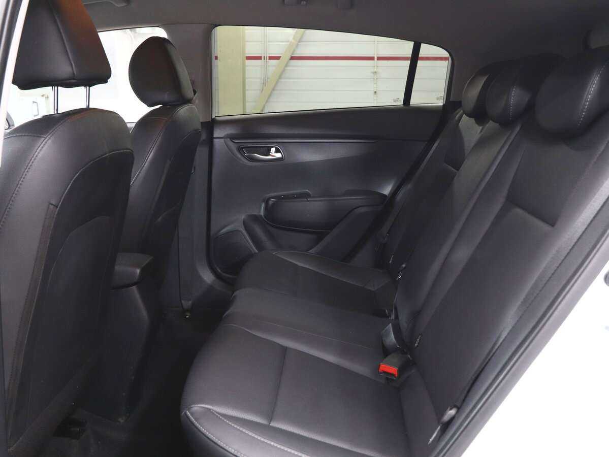 Б/У Киа Рио 2018 года. Фото: #8