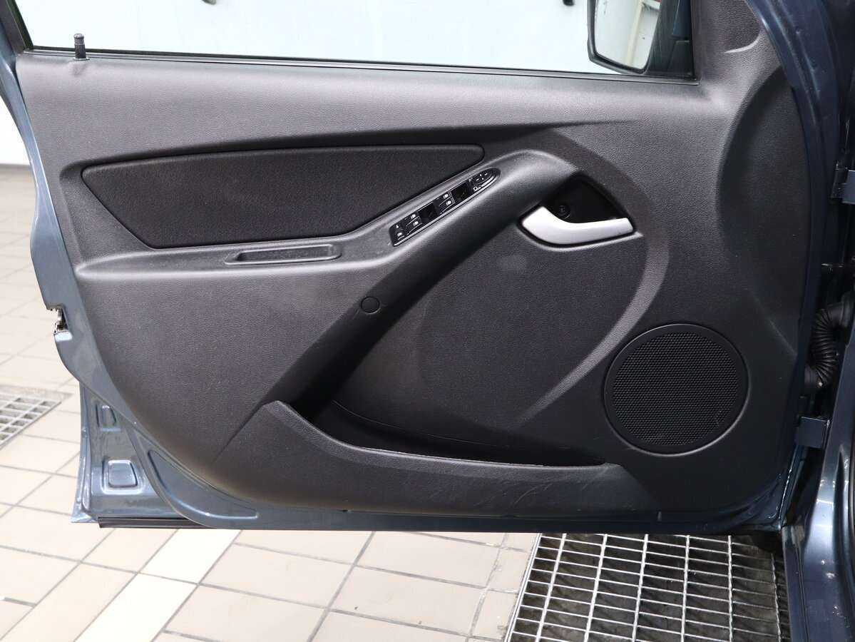 Б/У Лада (ВАЗ) Гранта 2015 года. Фото: #5