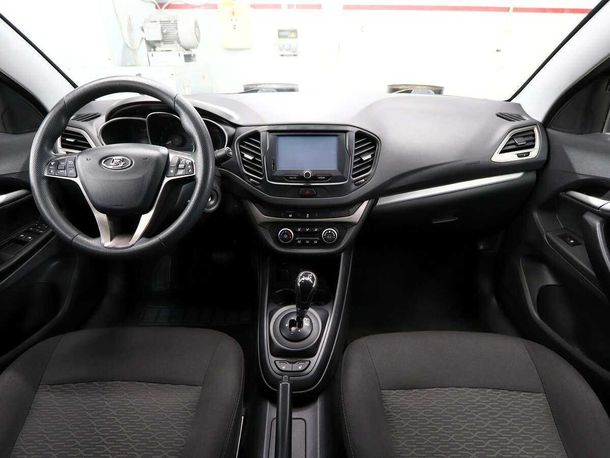 Б/У Лада (ВАЗ) Веста 2015 года. Фото: #14