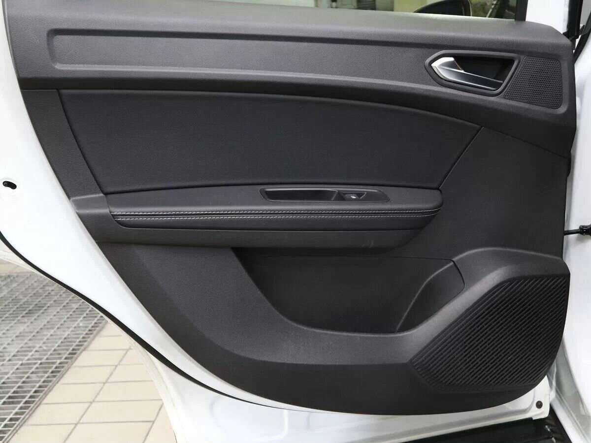 Б/У Рено Аркана 2020 года. Фото: #9