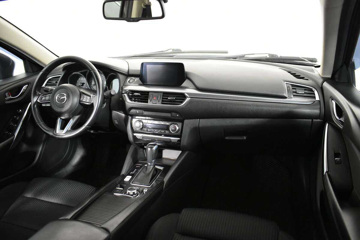 Б/У Мазда 6 2017 года. Фото: #10