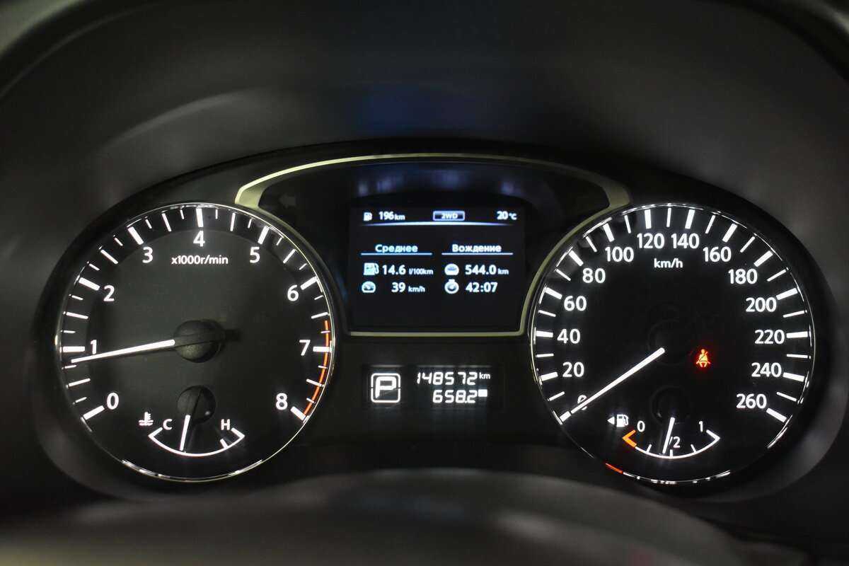 Б/У Ниссан Патфайндер 2015 года. Фото: #14