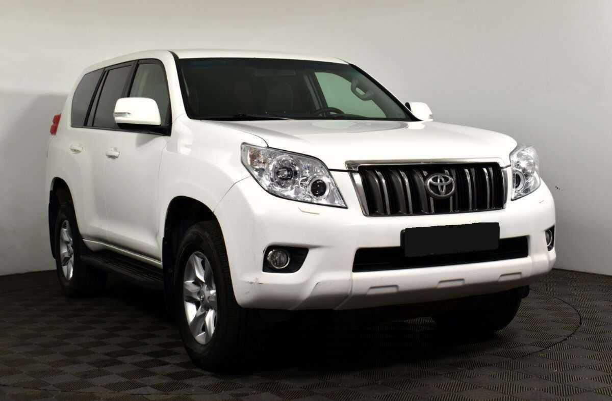 Toyota Land Cruiser Prado 2012 года с пробегом. Фото: #2