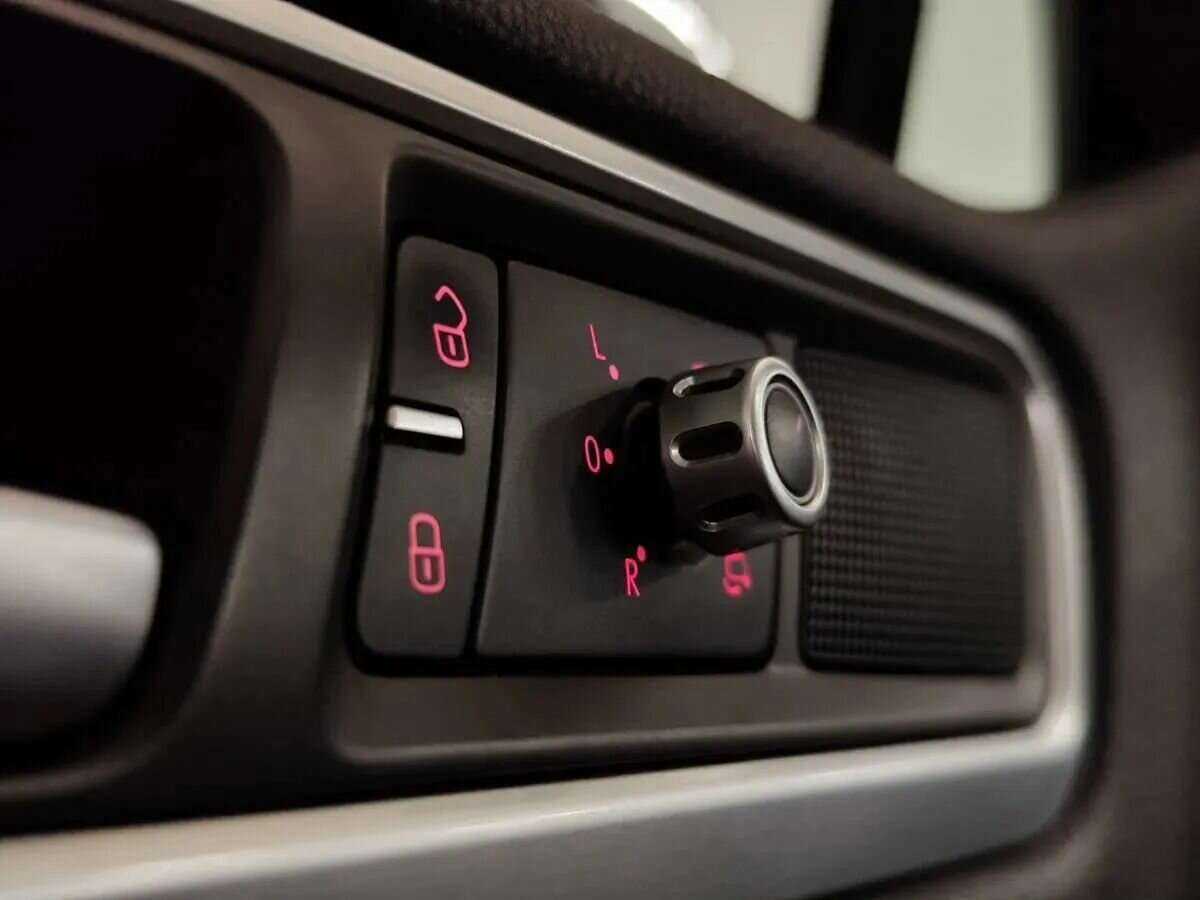 Volkswagen Touareg 2014 года с пробегом. Фото: #11