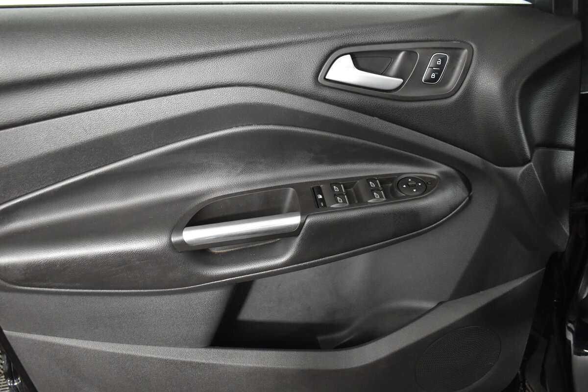 Б/У Форд Куга 2017 года. Фото: #22