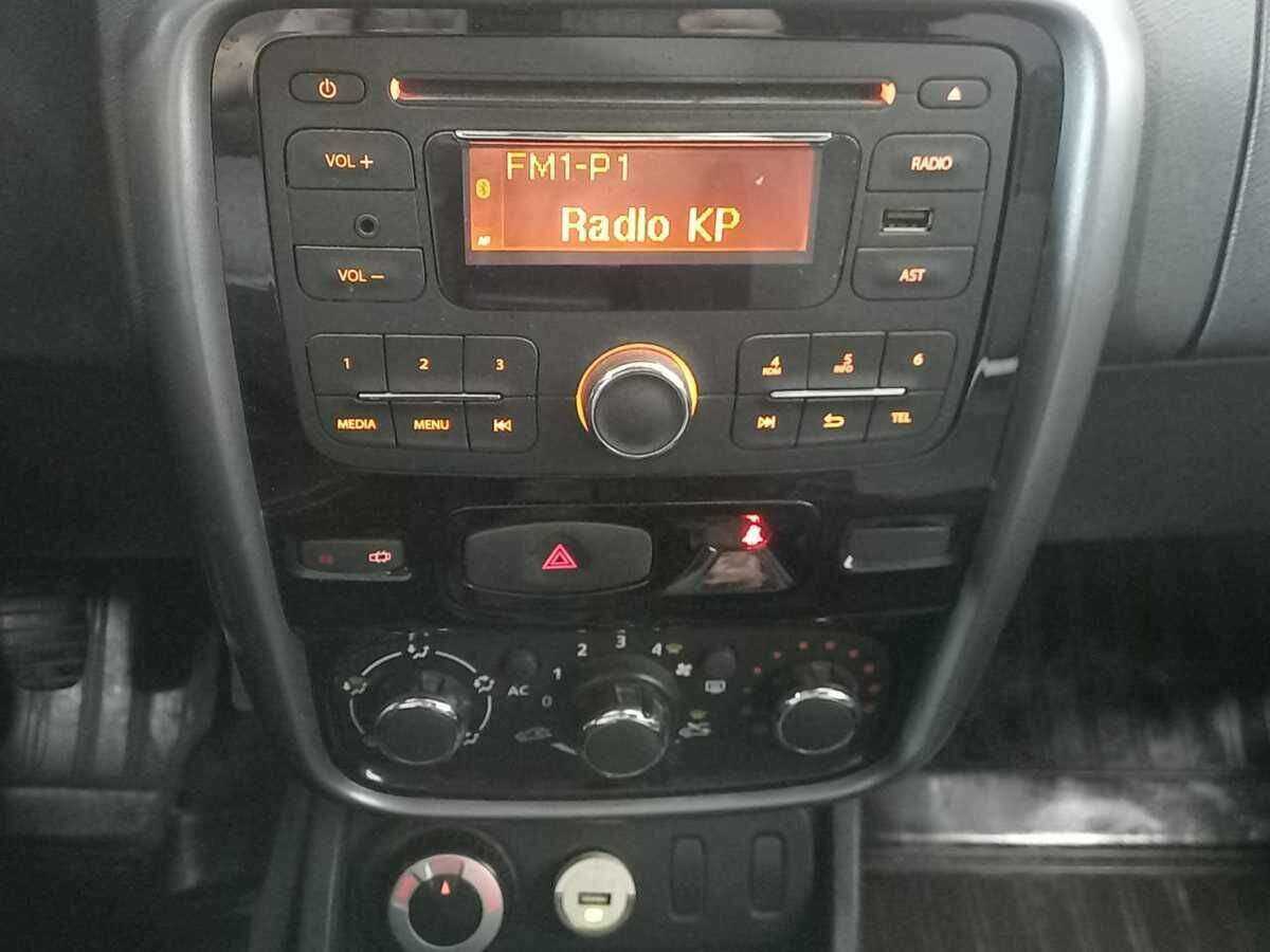 Б/У Рено Дастер 2012 года. Фото: #12