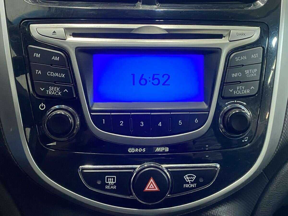 Б/У Хендай Солярис 2012 года. Фото: #13